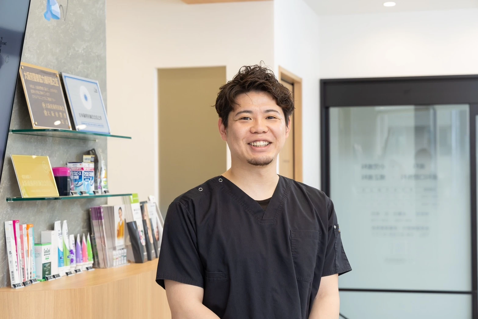 石野 貴嗣 院長